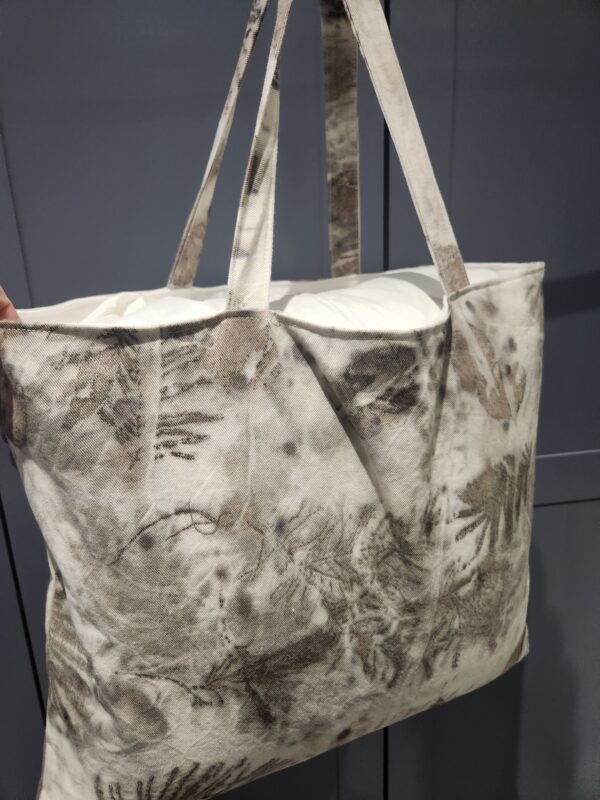 Botanical Printed Reversible Bag - Off-cut piece of fabric (CCB2) Printed.March2024 - Image 5